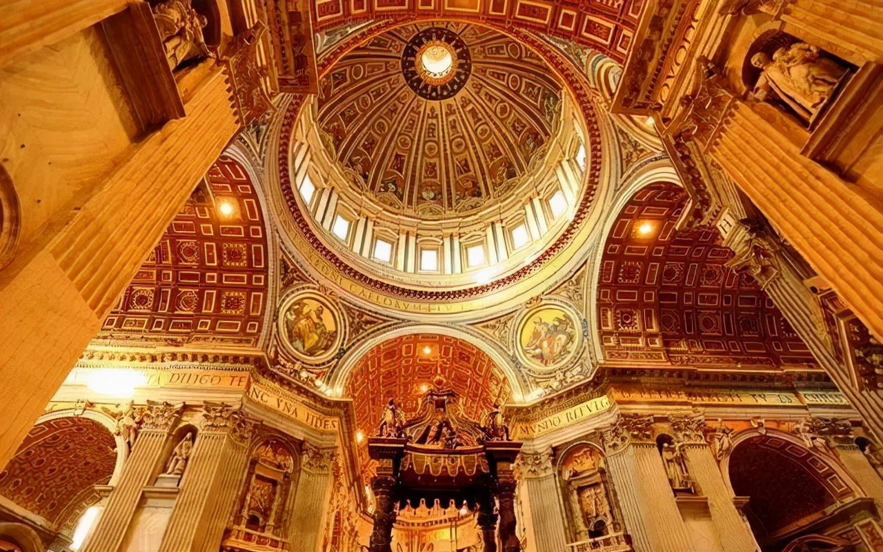 意大利罗马旅游必去的地方,罗马在意大利的哪个位置