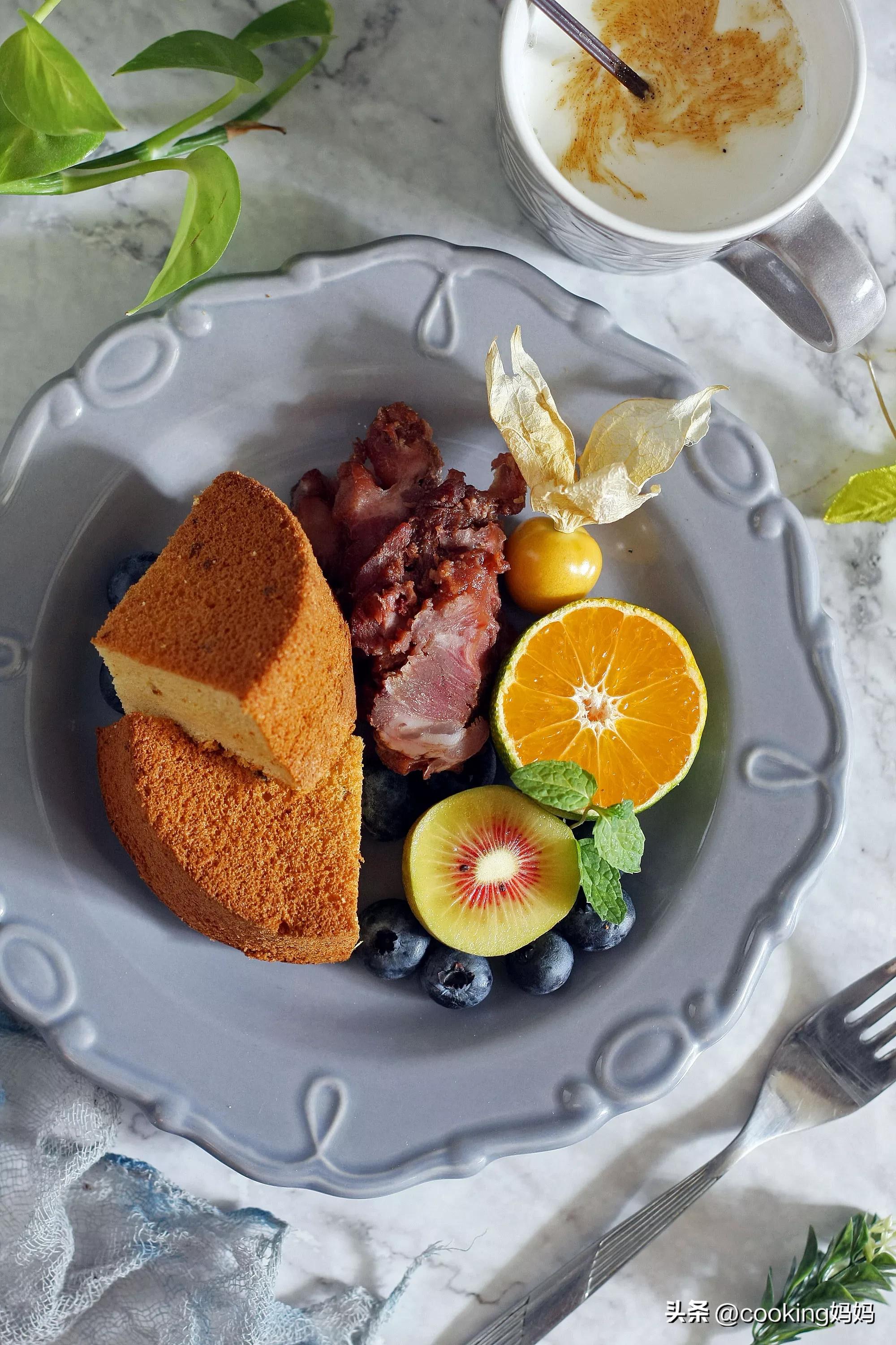 一群人靠着各种知识解决问题,一群人克服困难