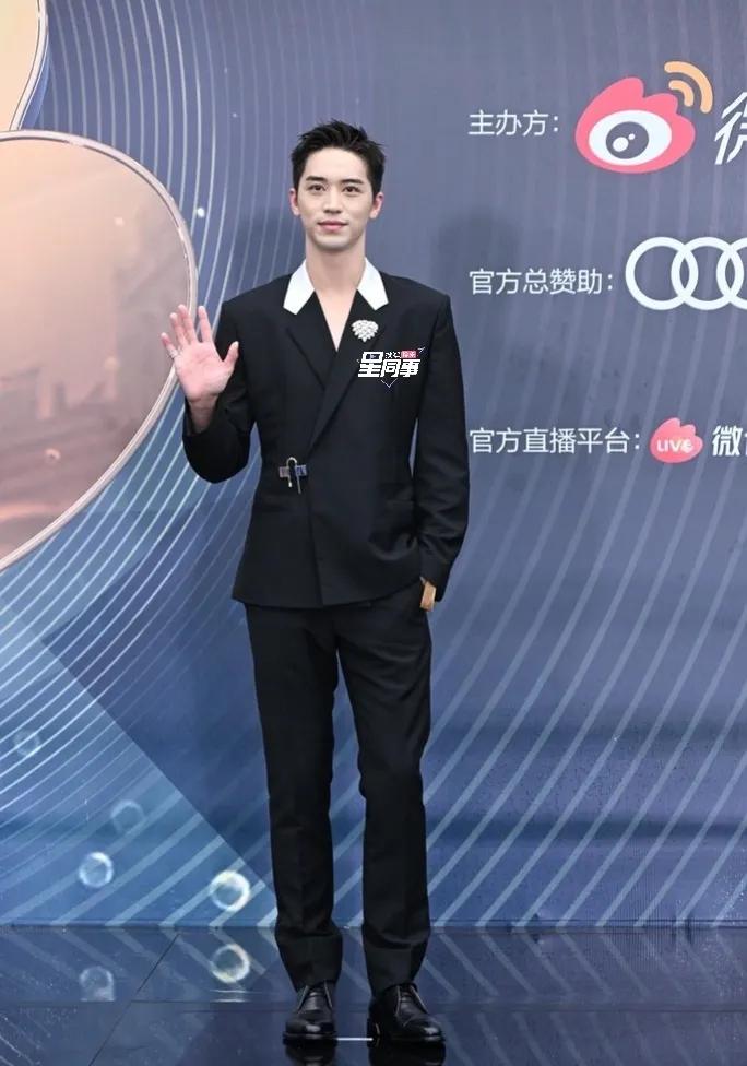 微博电影之夜，王一博朱一龙刘亦菲一骑绝尘张张好看