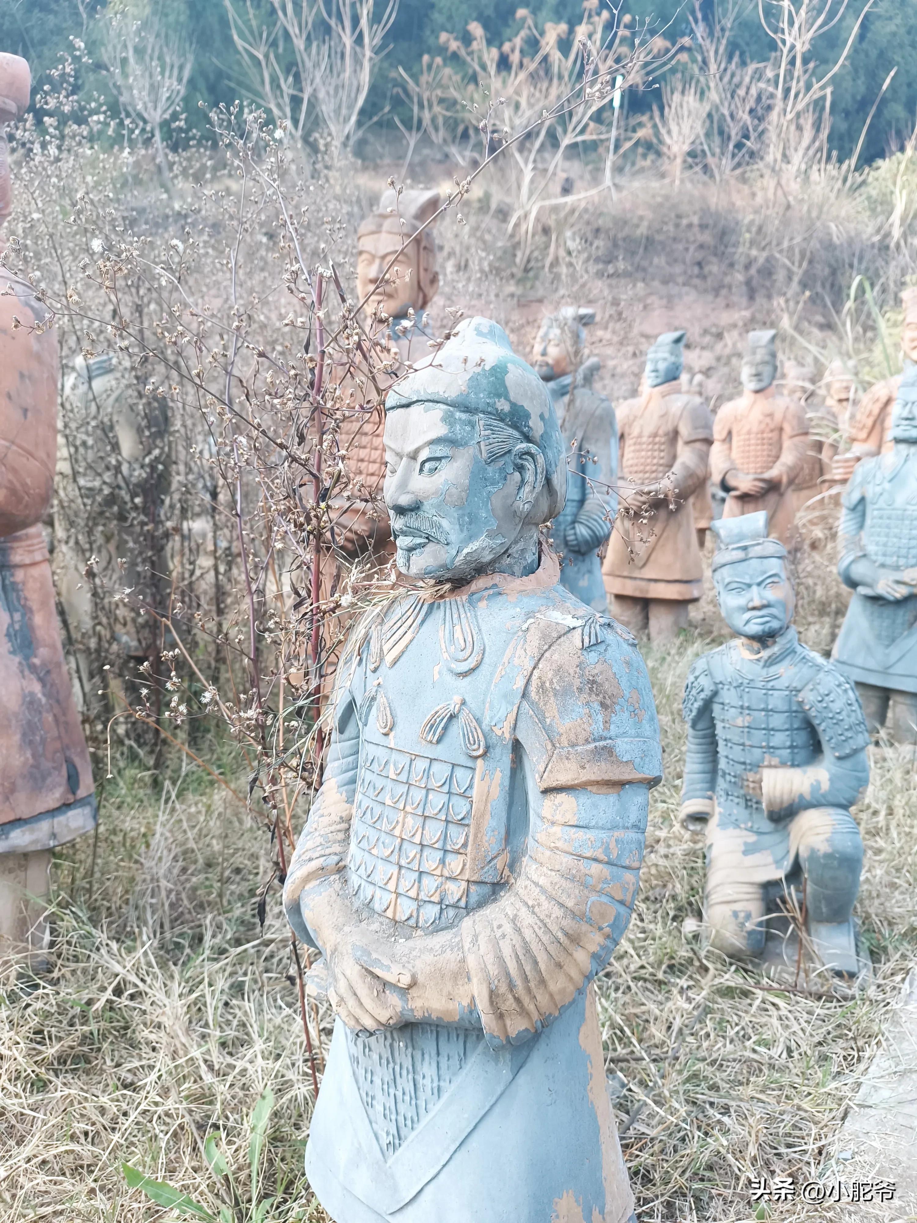 四川德阳中江县森林兵马俑,四川废弃兵马俑