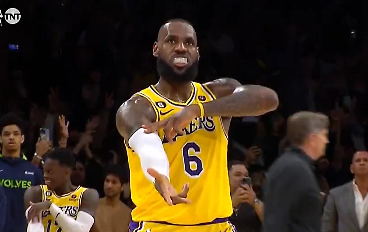 喊爸爸！30分+21分，哈姆熊抱2大功臣，加时犯浑险成罪人