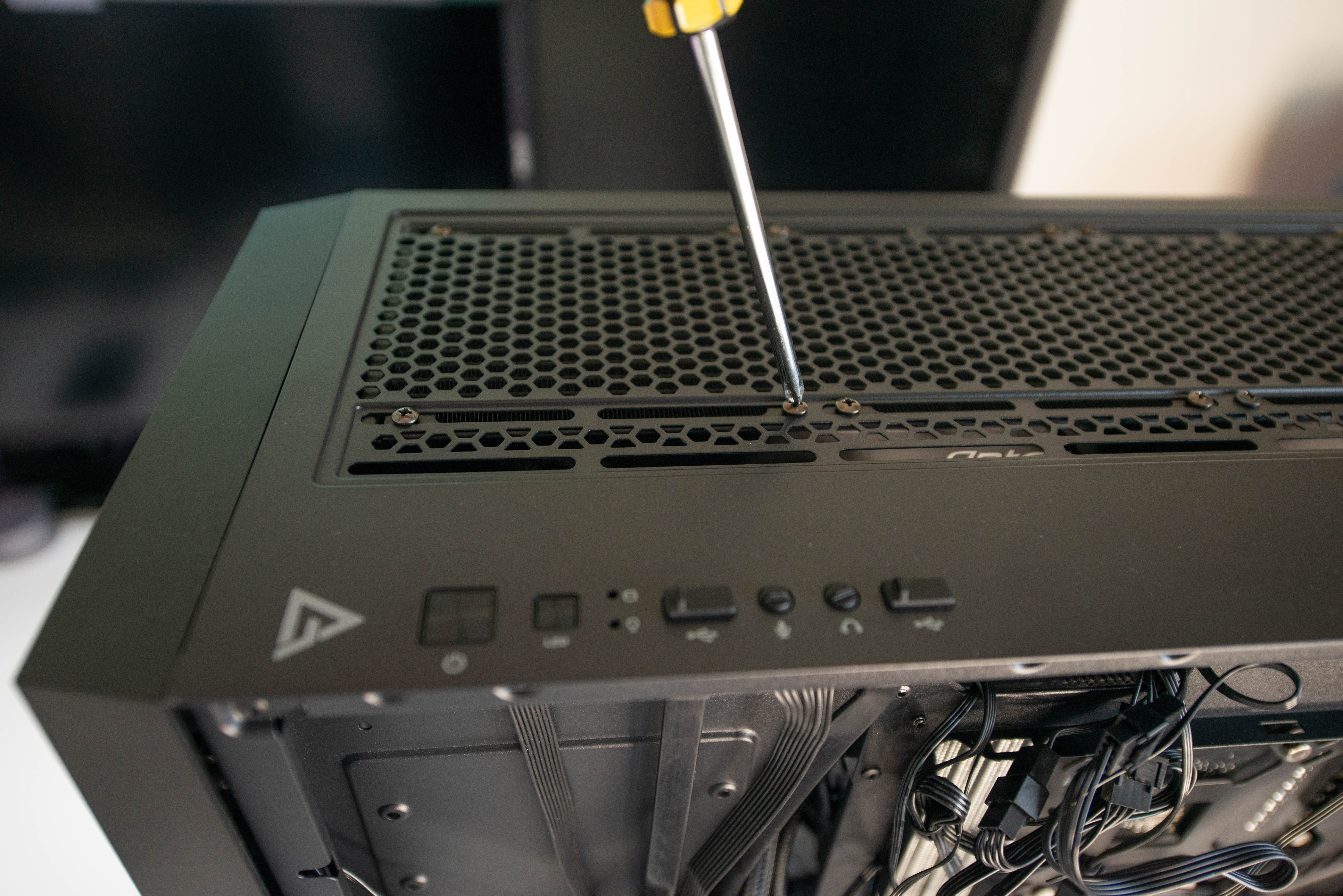 显卡diy水冷安装教程,水冷显卡组装电脑教程