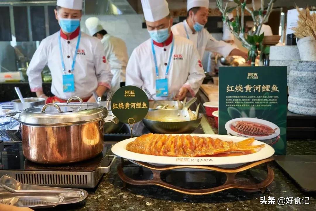 有了这杯酒，天涯也是团圆