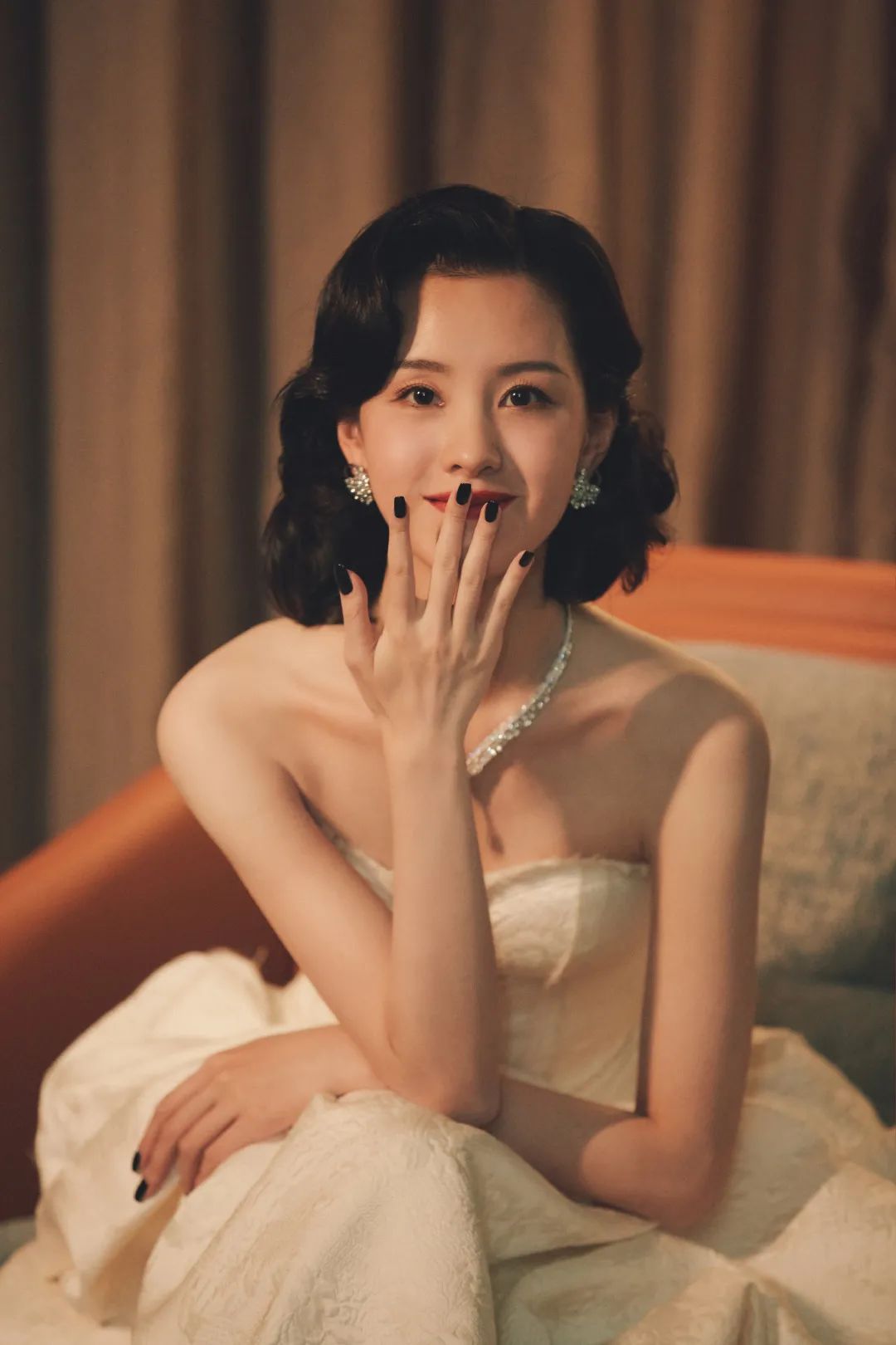 发量少适合哪款卷发,自然卷发适合烫什么样的卷发