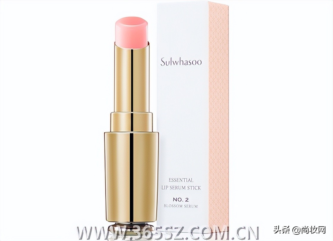 涂唇膏的小妙招,撩人的唇膏涂法