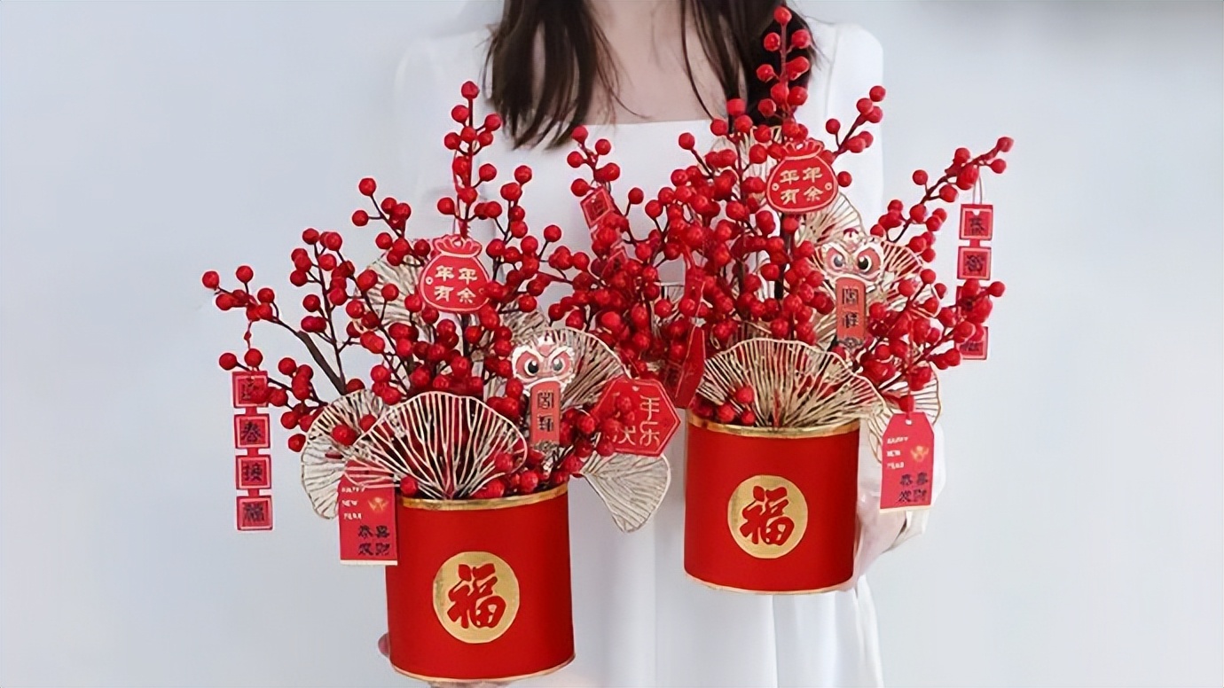 湖南“花二代”开园艺中心，线上一天卖花12万盆，年营业额超2000万元