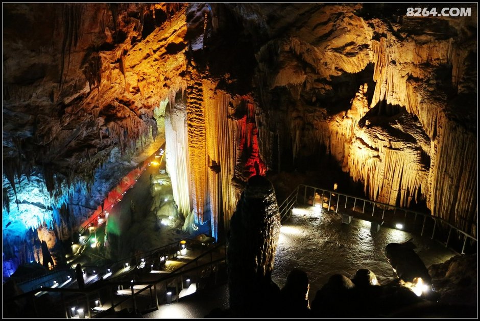游玩武隆天生三桥和芙蓉洞住哪里,武隆仙女山天生三桥游