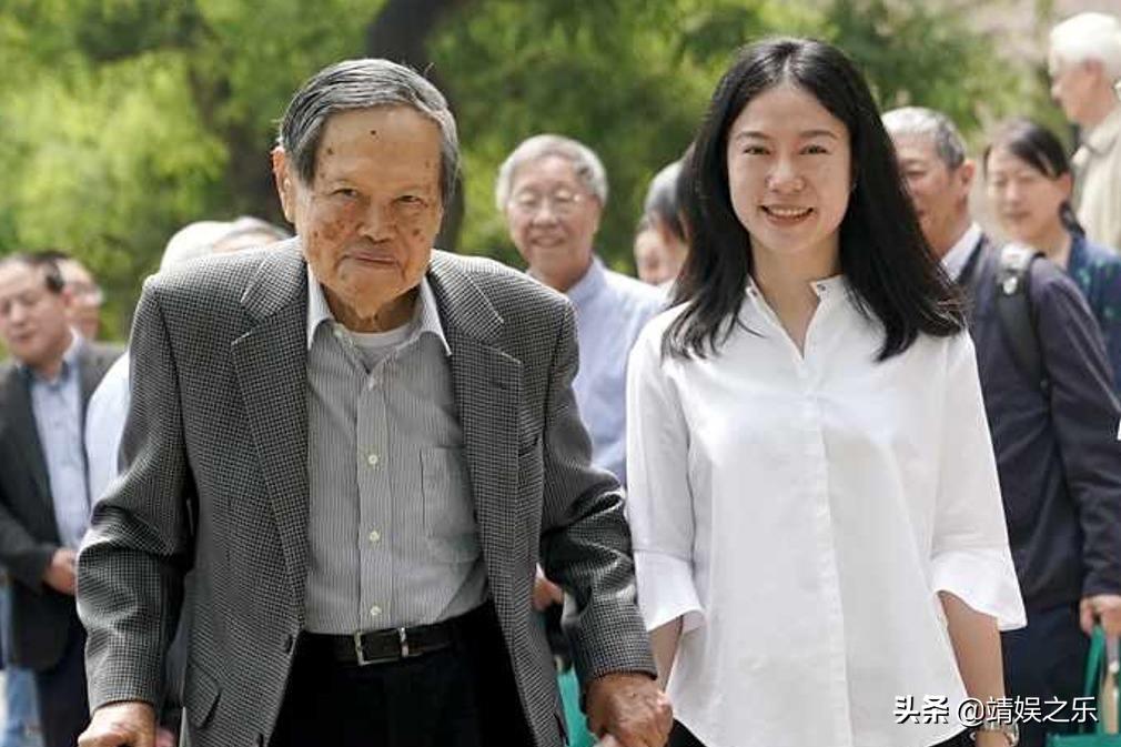 杨振宁几岁与翁帆结婚,杨振宁几岁同翁帆结婚