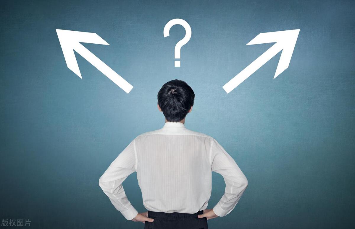 职场中与领导吃饭的技巧,为什么职场吃饭不能坐领导对面