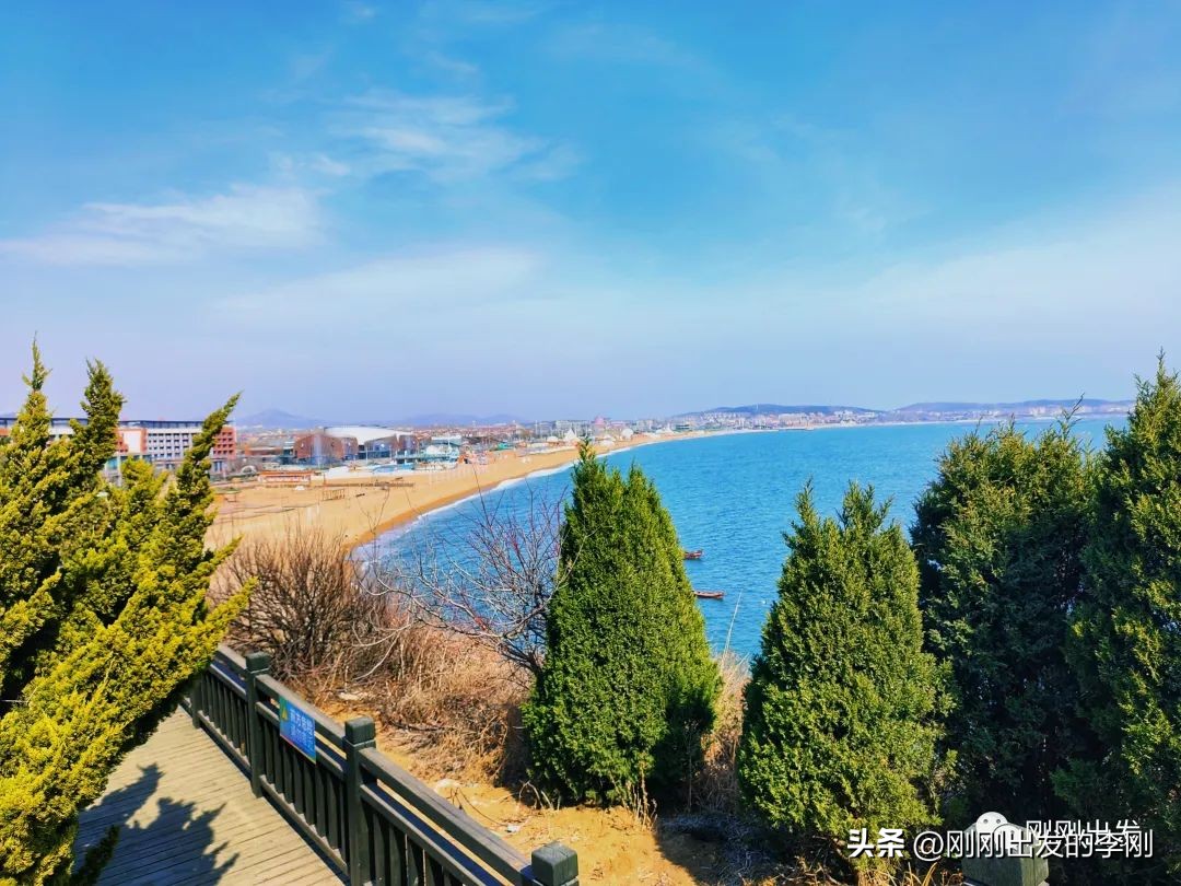 大连最美的浴场之一，金石滩十里黄金海岸，太美了吧