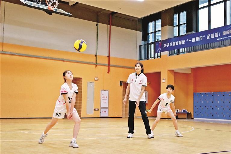 龙华女排,校园女排排球比赛