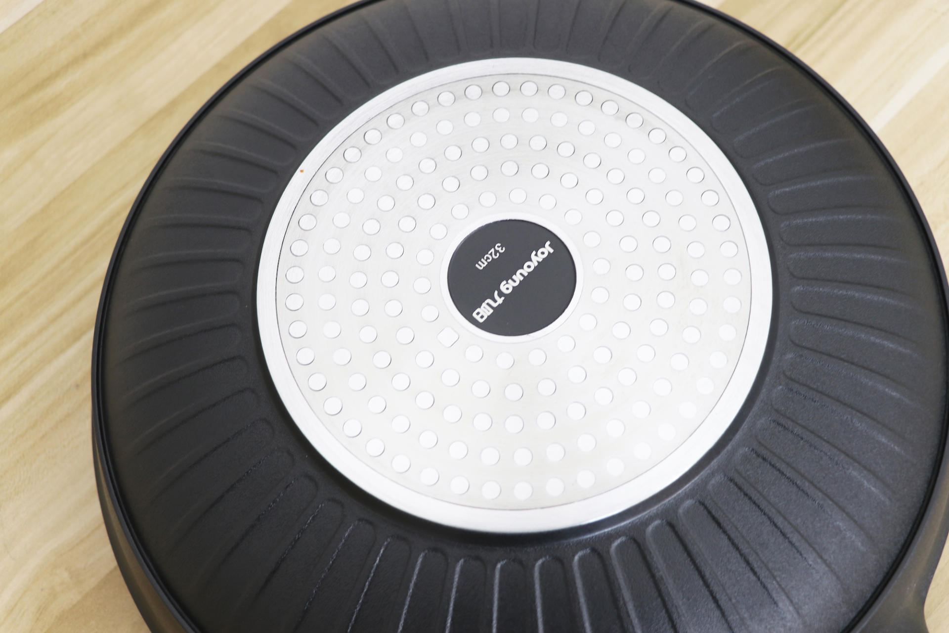 平底锅不粘锅燃气专用九阳,九阳少油烟不粘锅平底锅家用