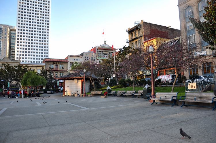 回味旧金山探访成功者的庄园,一种窗口令艾尔卡彭等囚犯备受折磨