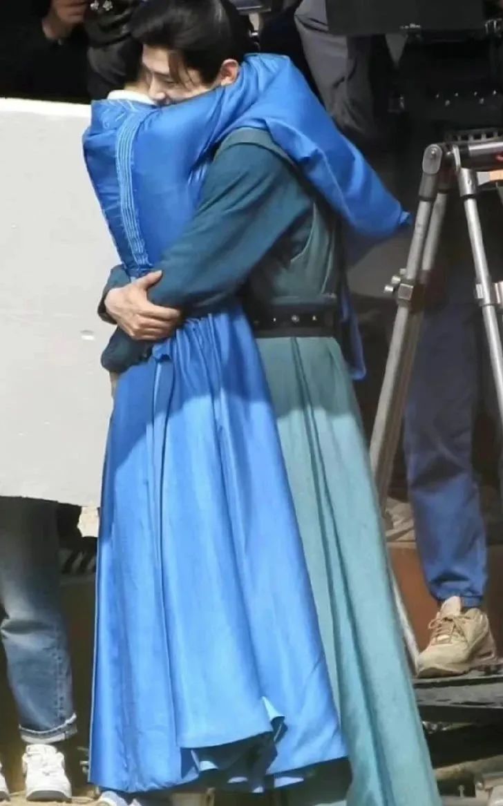 虞书欣雷人造型,虞书欣少女感造型盘点