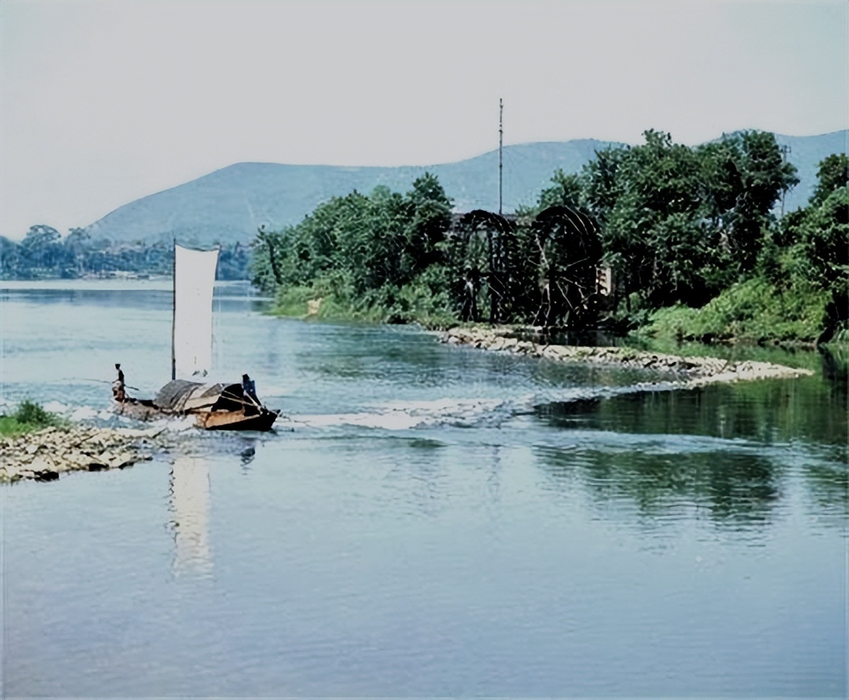 马英九祖籍湖南，自称跟毛主席是老乡：两家离得很近，大约两里路