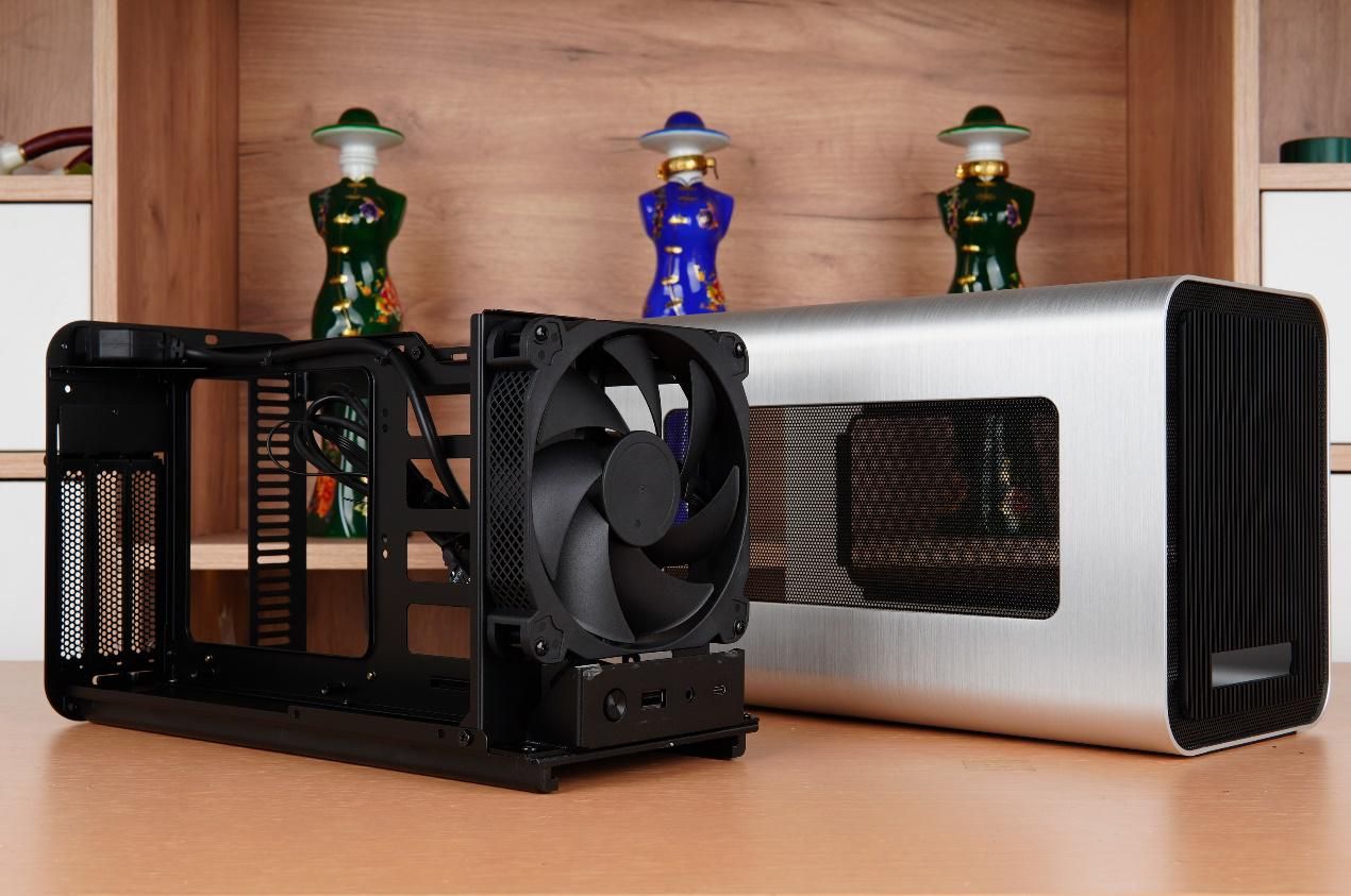 乔思伯v11主机配置推荐,乔思伯v11和v8机箱