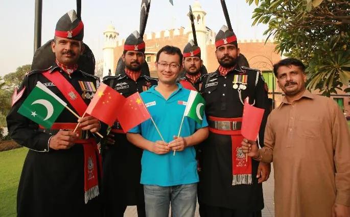 巴铁和中国的关系历史,现在的中巴巴基斯坦关系