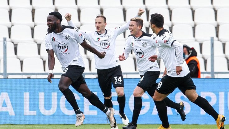 意甲解析：国际米兰VS斯佩齐亚，首轮险胜，本轮是否能够轻松过关