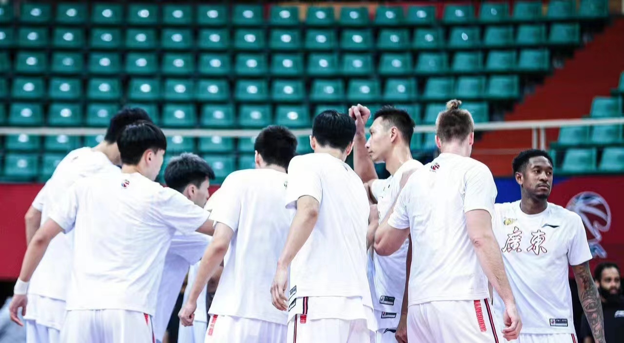 宏远杜锋徐杰近况,宏远双子星胡明轩徐杰