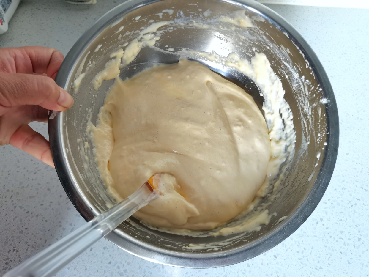 普通鸡蛋面粉做的老式无水蛋糕,老奶油蛋糕无面粉