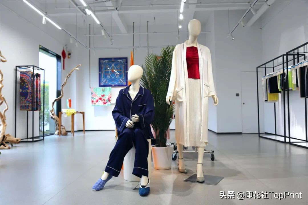 信诺可机洗丝绸重磅发布！反复机洗不泛白，重新定义丝绸时尚！