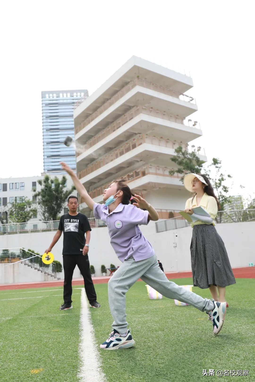 六年级女生立定跳远两米什么水平,小学四年级女生立定跳远最好成绩