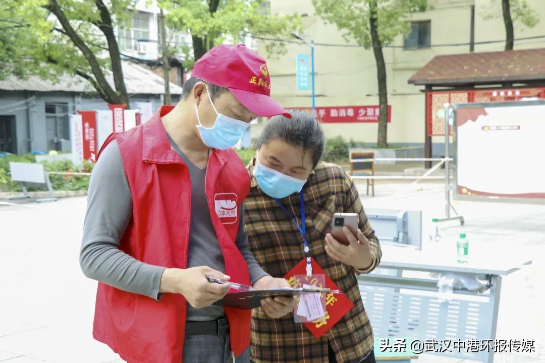 鄂州市志愿者服务市民生活,志愿者小飞侠