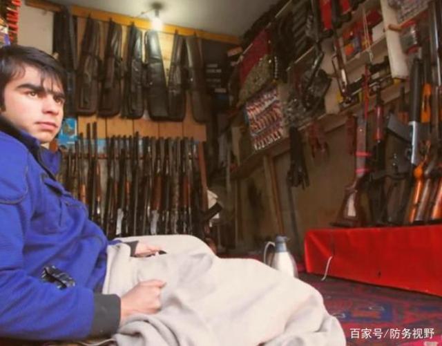 比美国还大的枪支市场，一把AK只卖几十块，退货直接当垃圾处理