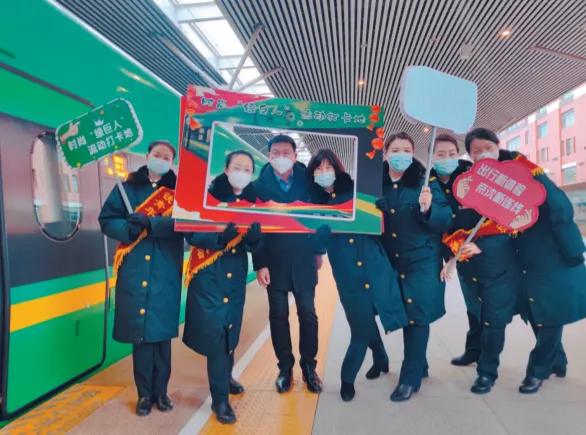 沈阳至北京复兴号动车组列车视频,北京至沈阳绿巨人动车组