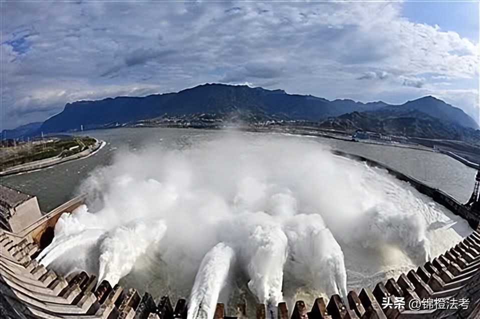 2024年法考预测通过率,2021年法考客观题时间预计