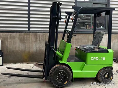 使用电动叉车要注意事项和要求,电动叉车起步和行驶中的注意事项