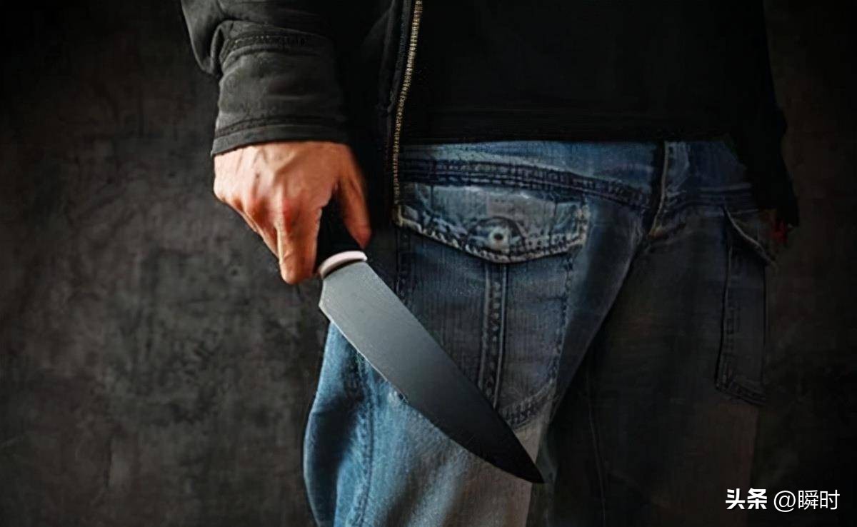 因为一个饮料瓶，一夜间杀12名高中生，却被亲生母亲送其上行刑台