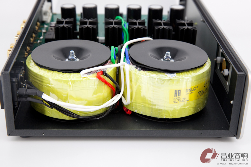 法国珊瑚礁am200纯后级,法国珊瑚礁in50功放评测