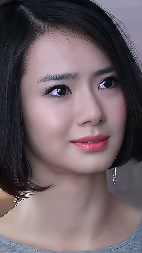 戚薇夏家三千金夏友善仿妆,夏家三千金戚薇夏友善安安