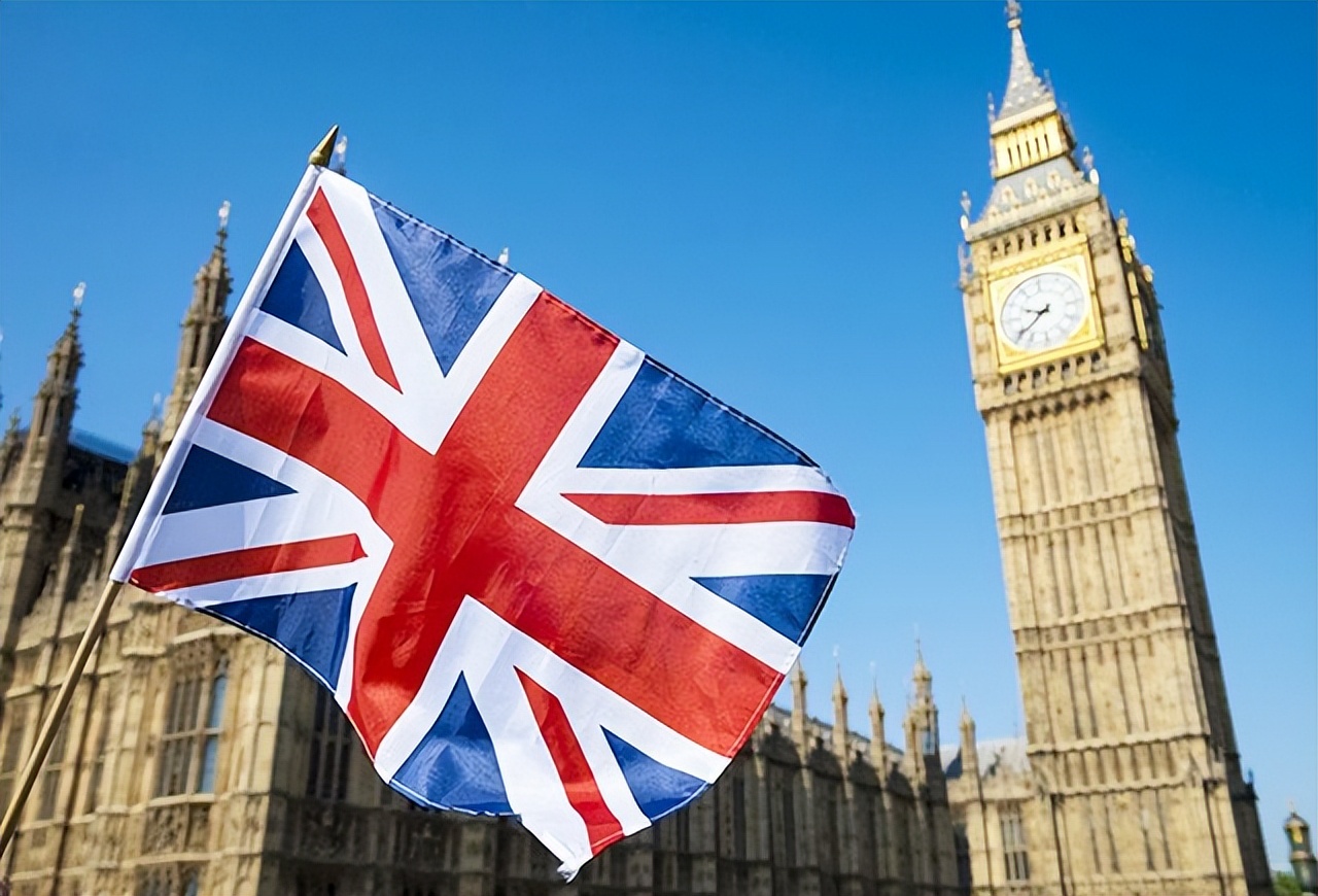 月薪不到一万二，就能每月领一千四补贴？欧洲高福利政策终会反噬