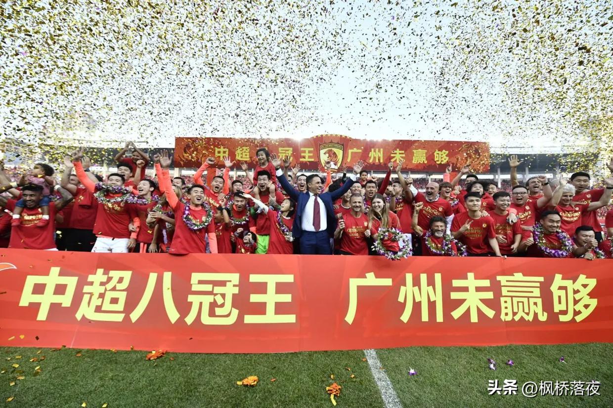 高速插上不停球一脚世界波！25岁飞翼再度闪光，恒大当初没用好他