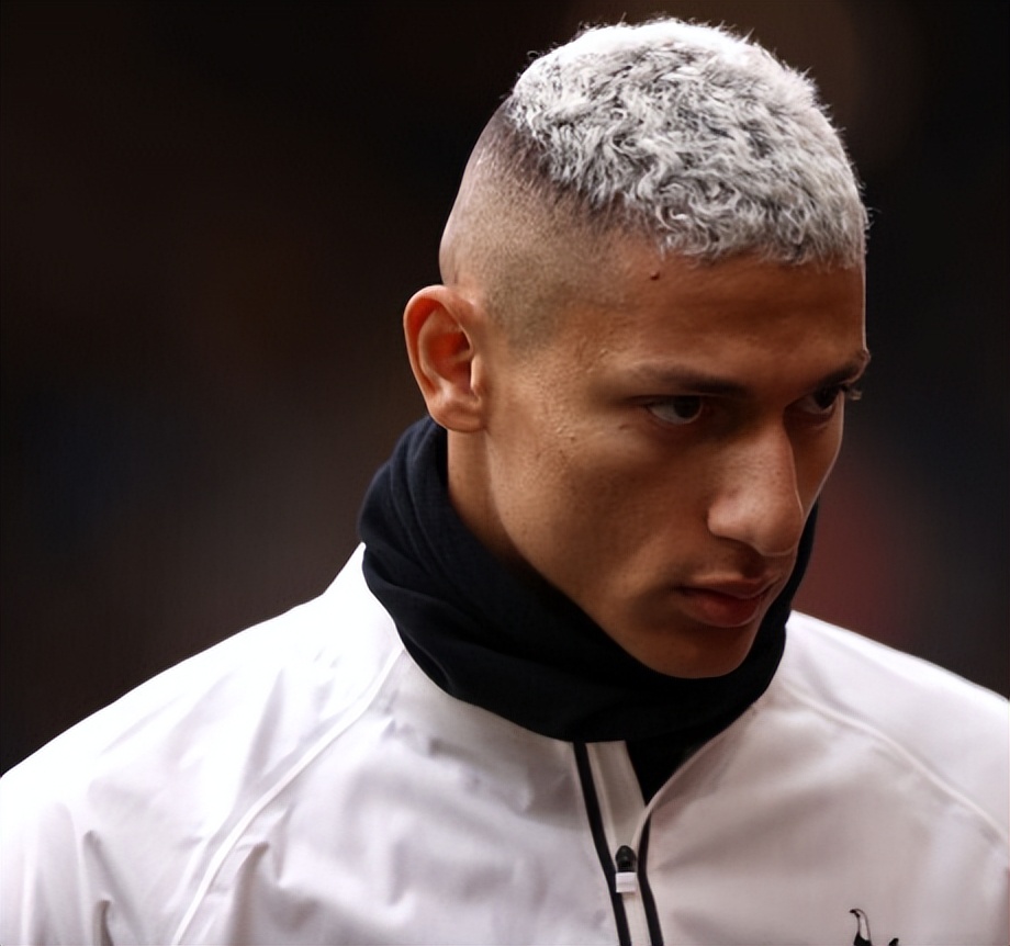 里沙利松新赛季首发,里沙利松新赛季进几个球了