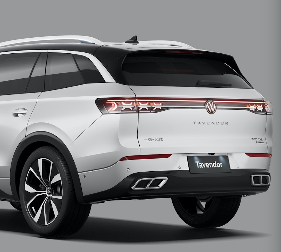 奥迪logo发光,奥迪换新标logo