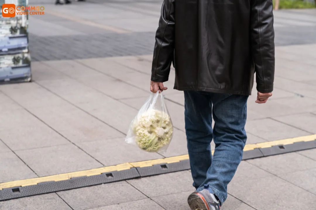 一口气逛了4大商圈，我们久违了的重庆回来了