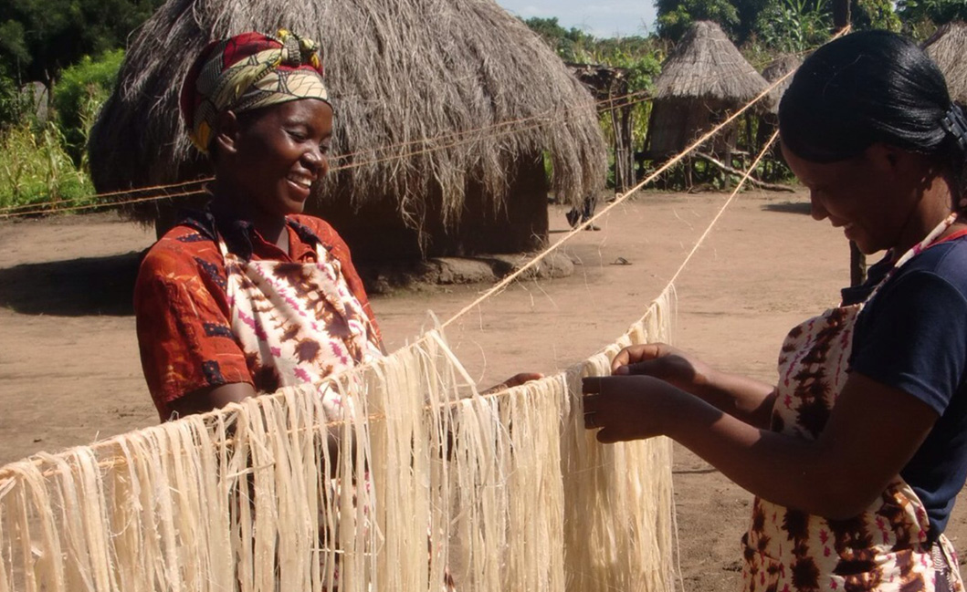 它，做纸质名片41年，5个人公司，累计销售额9000万