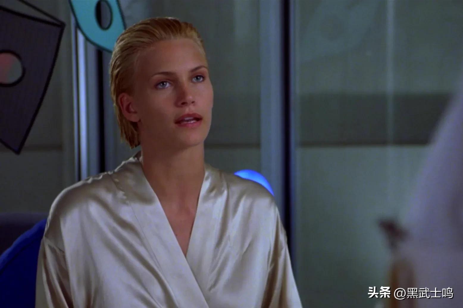 十部顶级韩国神级科幻电影,超燃炸裂的5部科幻惊悚电影