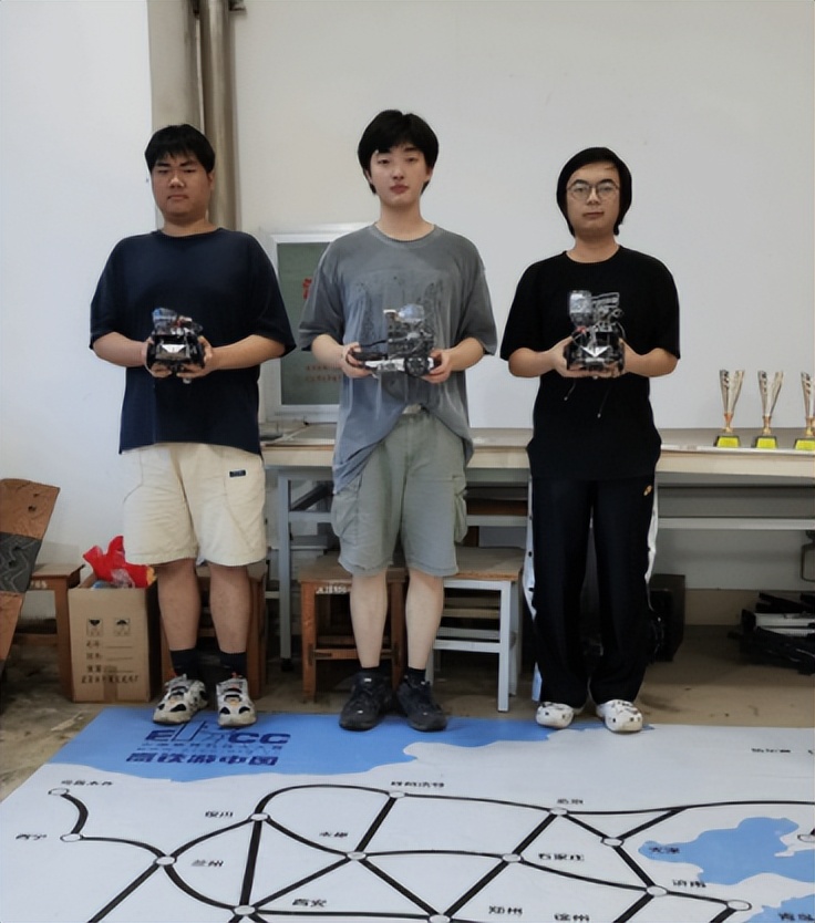 420分能上武汉华夏理工学院,武汉华夏理工学院新生几号报到