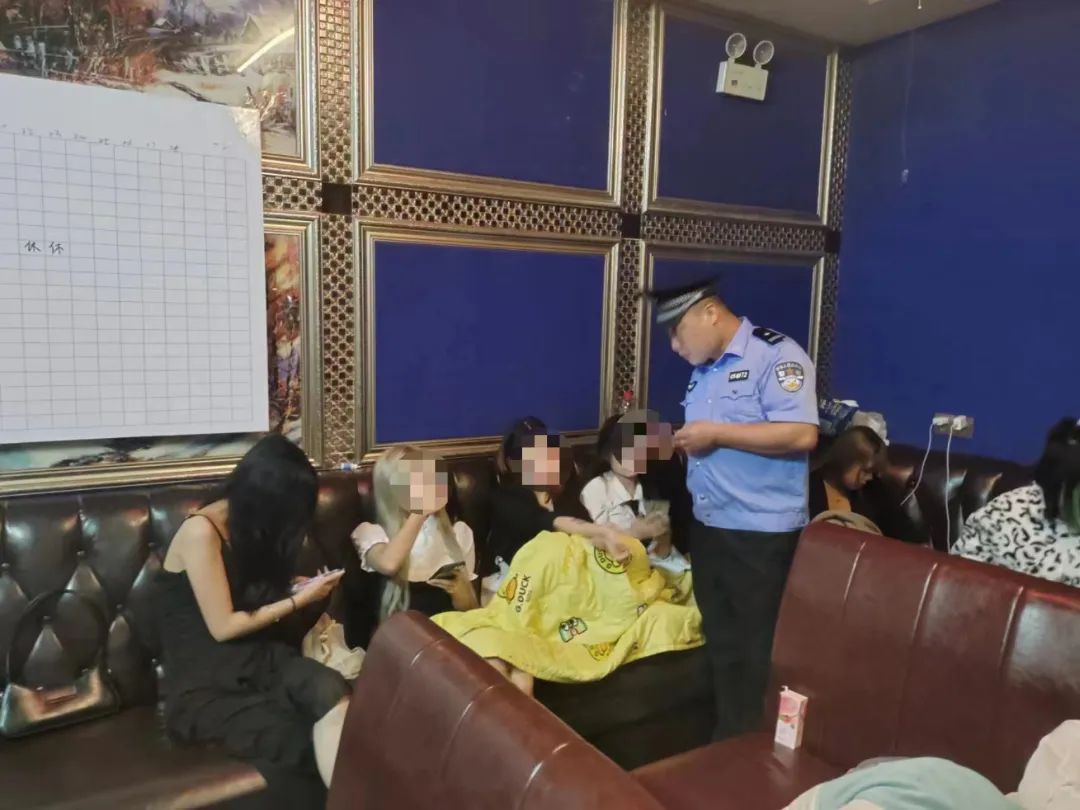 巡场派出所开展治安大清查行动,派出所开展行业场所清查大整治