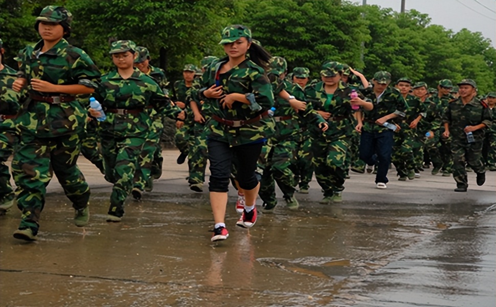 趣味团建户外拓展活动,趣味团建拓展户外活动