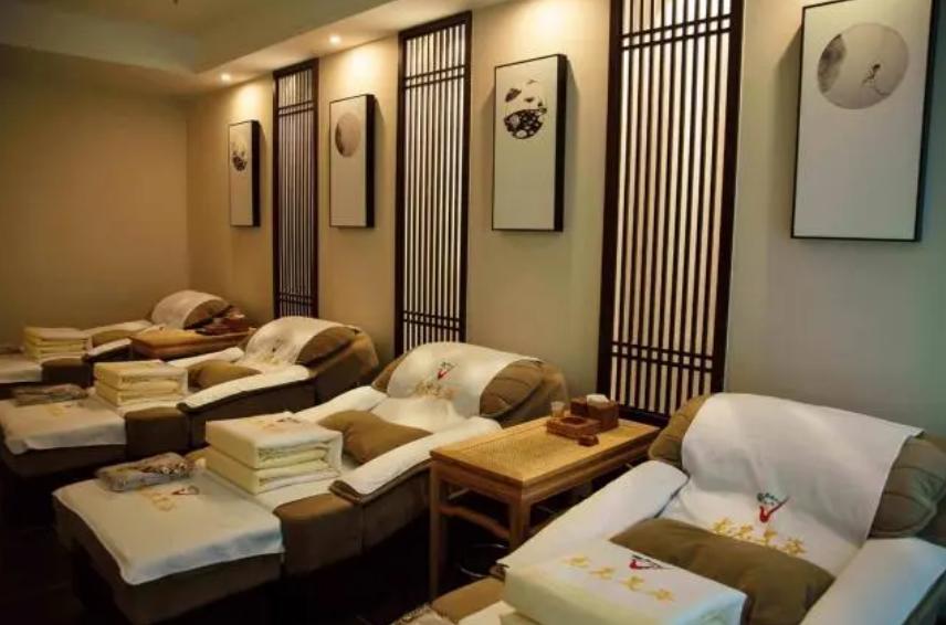 重庆富豪破产负债1亿再创业,重庆富豪郭家富的人生