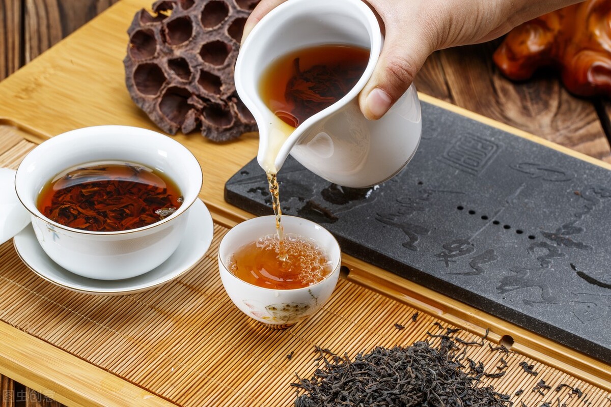 普洱茶古树茶与台地茶鉴别,如何鉴别古树茶和台地茶区别图片