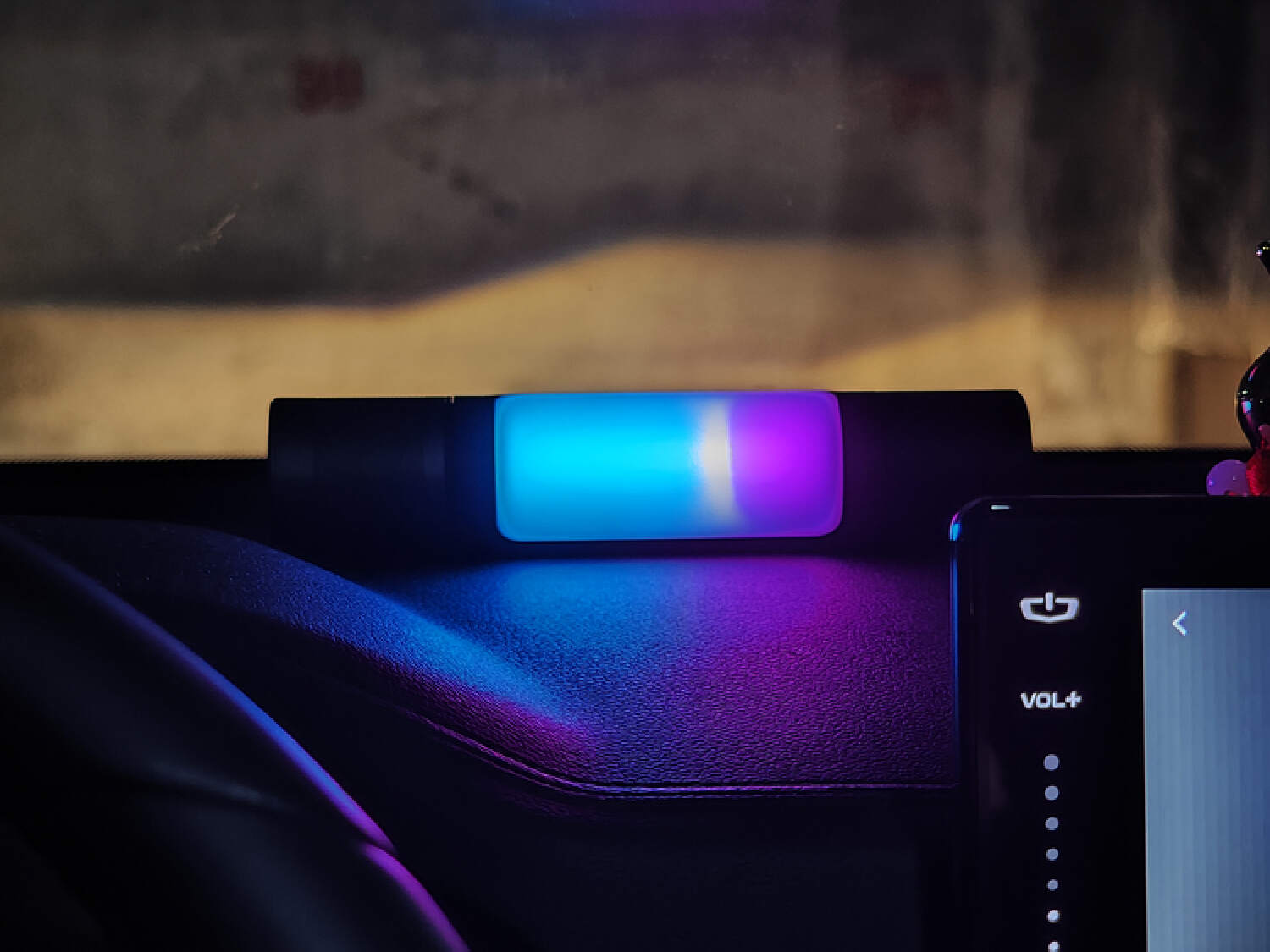 四色彩灯音响,蓝牙音箱氛围灯迷你