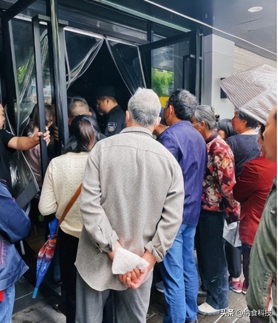 量贩零食进货,量贩零食店问题