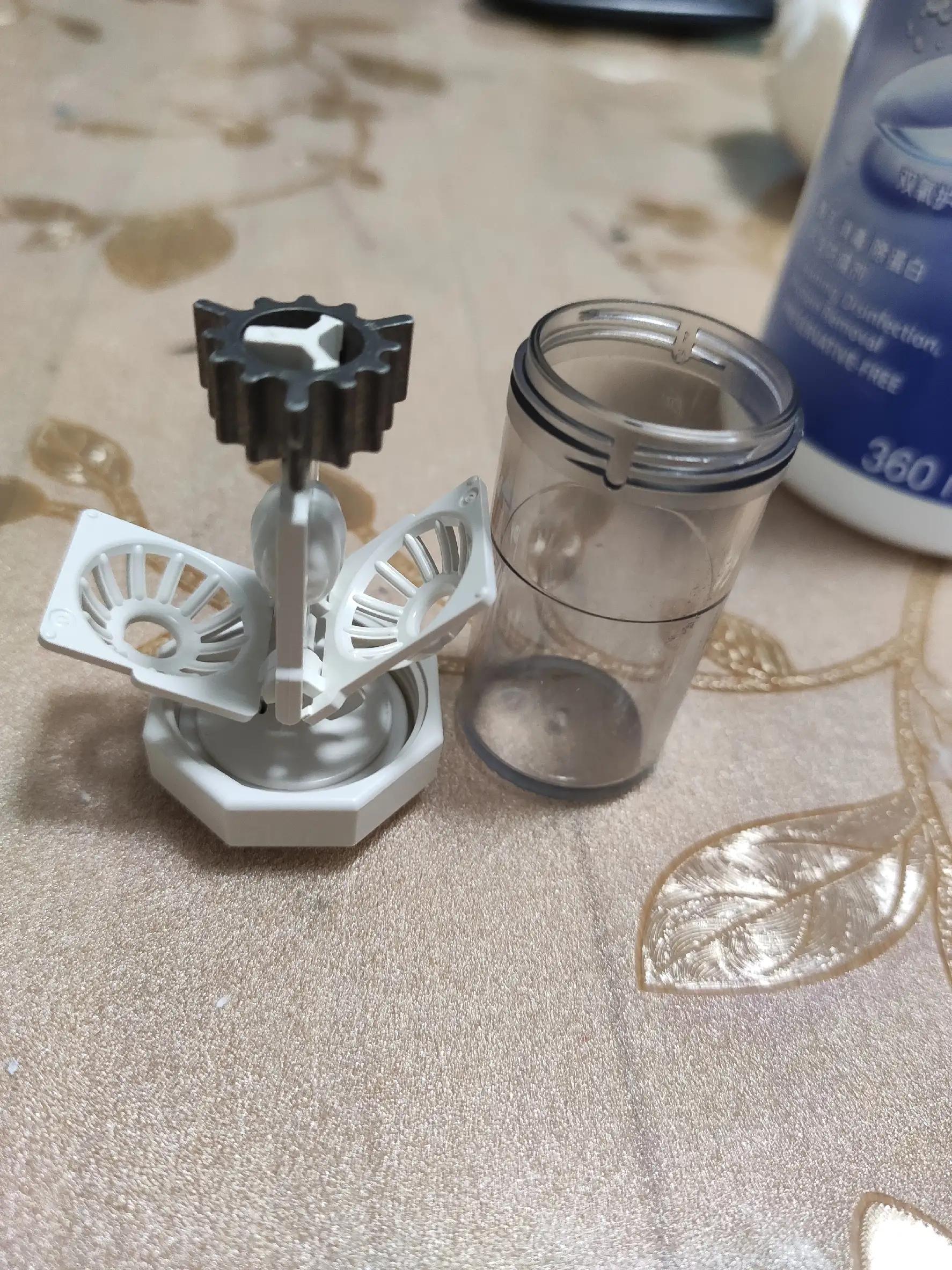 记录我家双氧水清洗角膜镜方法