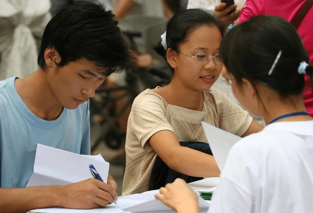 上大三才幡然醒悟，为啥家长让学生选择省内的大学，真的有好处
